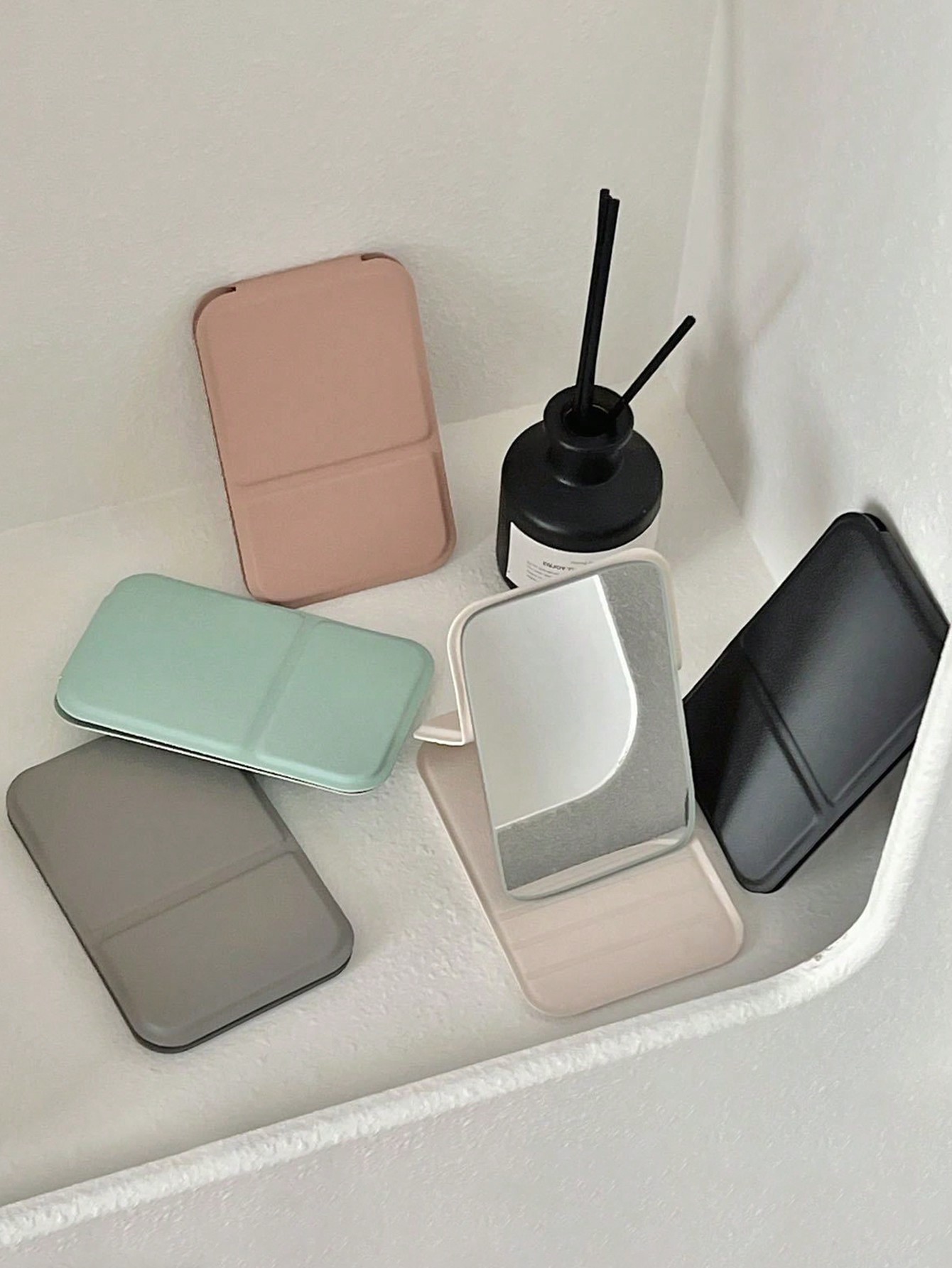 Portable Folding Mini Makeup M - đánh giá và giá Makeup